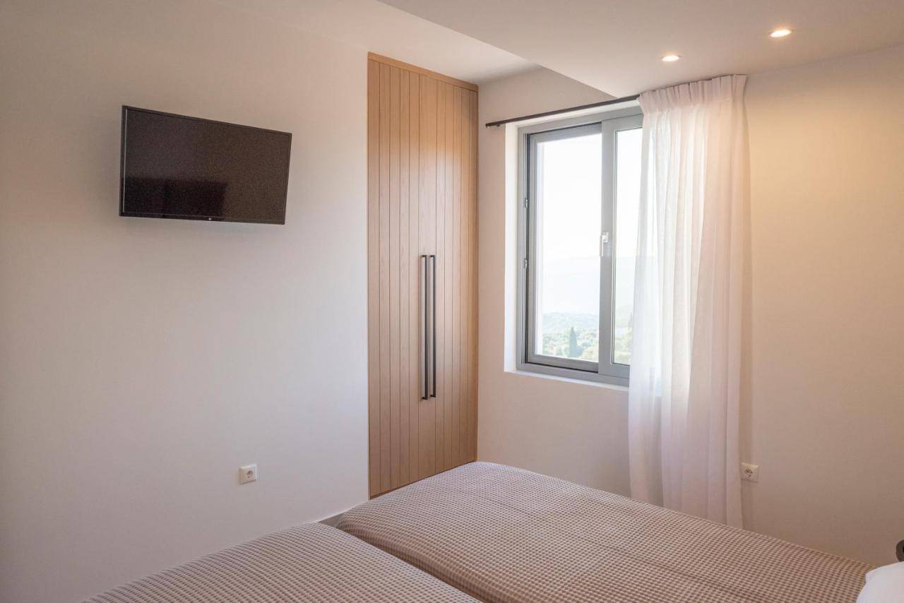 Sunset Luxury Villa Akritokhórion エクステリア 写真